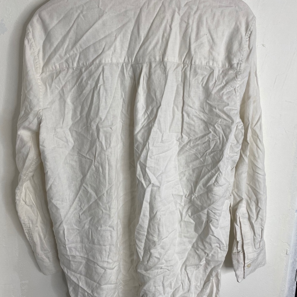 White button up - Picture 3 of 4